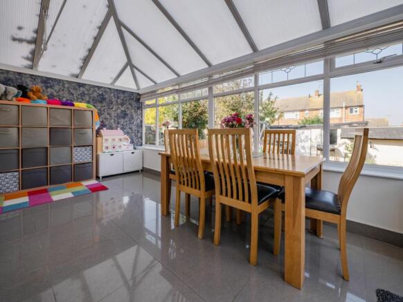 Conservatory/Dining Room