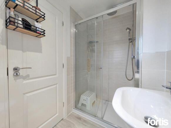 Ensuite Two