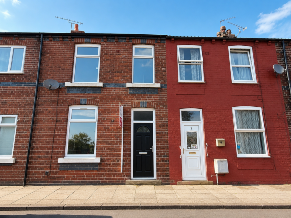 2 bed Terraced to rent Image 6