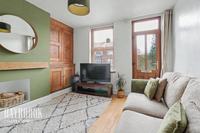 3 bed Semi-Detached for sale Image 7