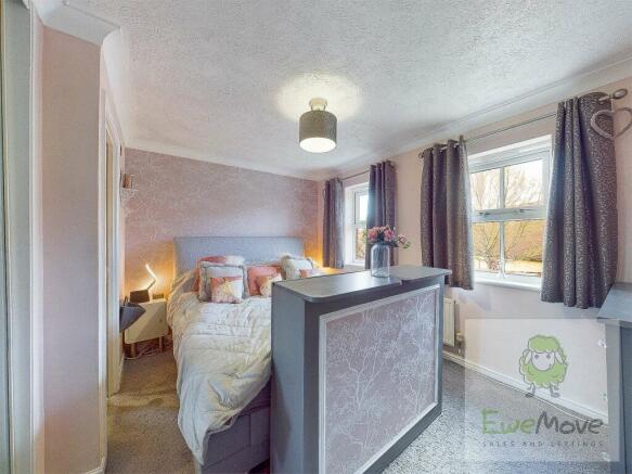 Bedroom 1 (Double with Ensuite)