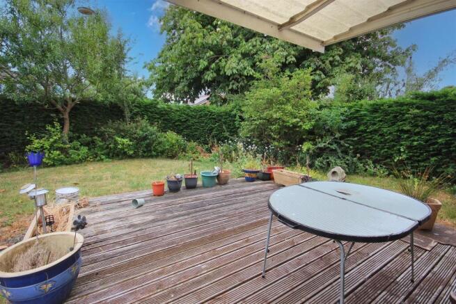 3 bed Bungalow for sale Image 7