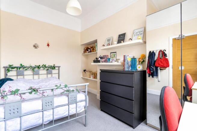 4 bed Terraced for sale Image 6
