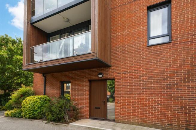 34 Dowding Drive - Ee2nPVxkLfxXYEpwM4Nc.jpg