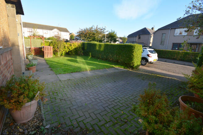 Private Drive & Front Garden