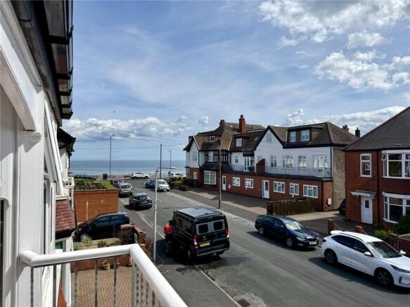 2 bed Apartment for sale Image 10