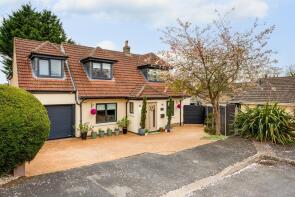 11, Chase Close, Kettering NN14 1DA