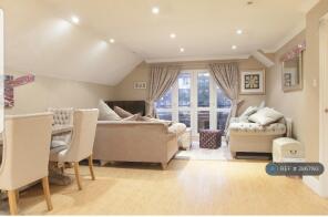2, 66 Clarendon Court, Kings Avenue, London SW4 8BF