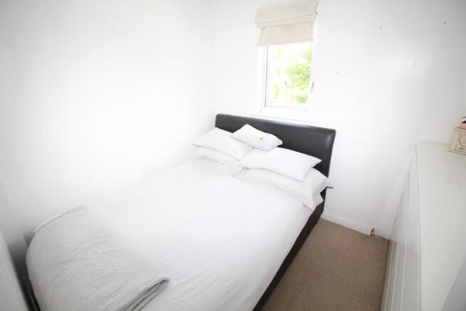 44 Latimer Dr10.JPG