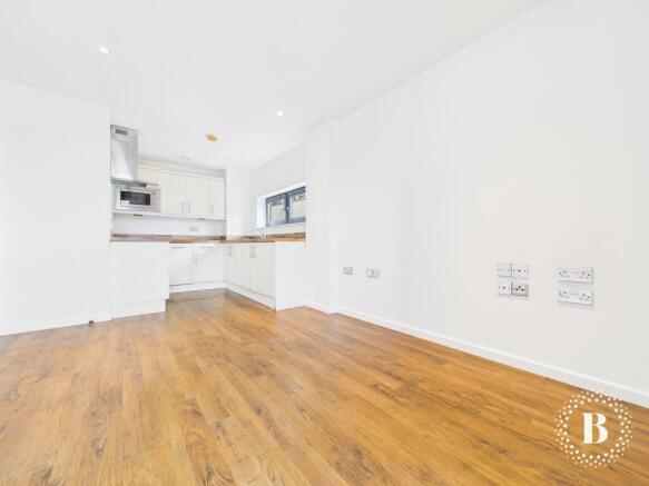 1 bed Apartment to rent Image 4