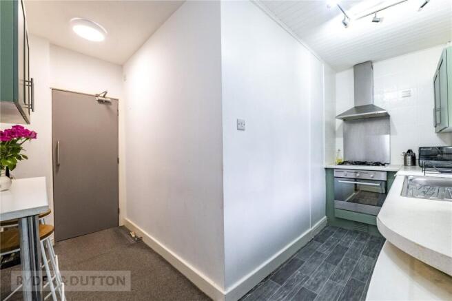 2 bed Terraced for sale Image 6