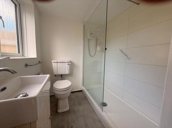 Oakhurst Drive, Crowborough, TN6 – další