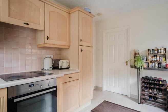 18. Kitchen