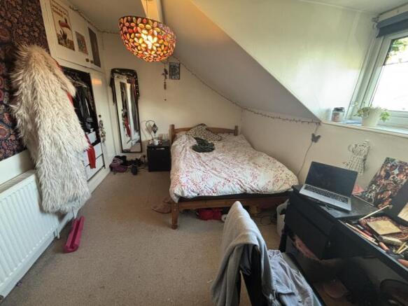 5 bed Terraced to rent Image 4