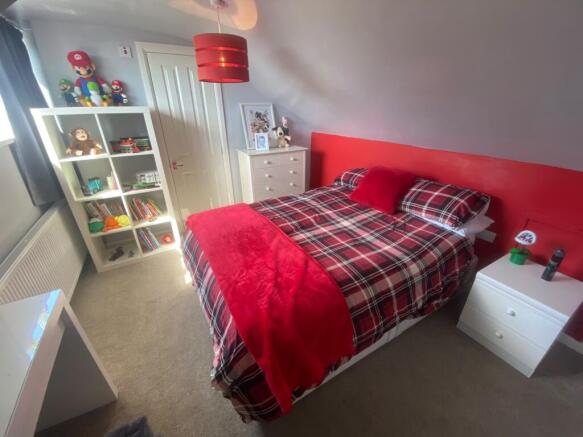 3 bed Detached for sale Image 11