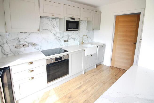 3 bed Detached for sale Image 2