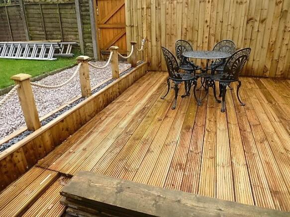 ear Decking Area