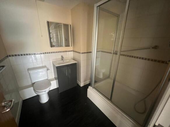 2 bed Flat for sale Image 11