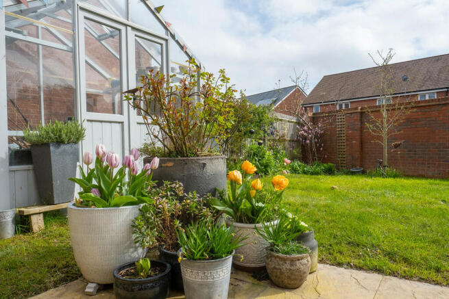 garden-external_0...