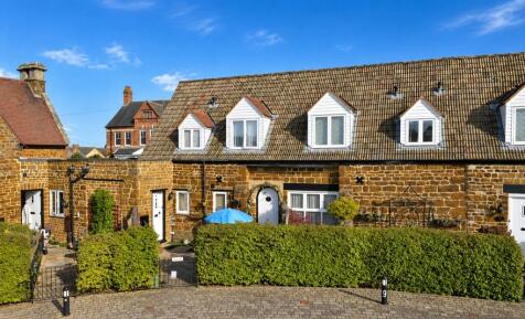 Ivy Lane, Finedon, Northamptonshire, NN9