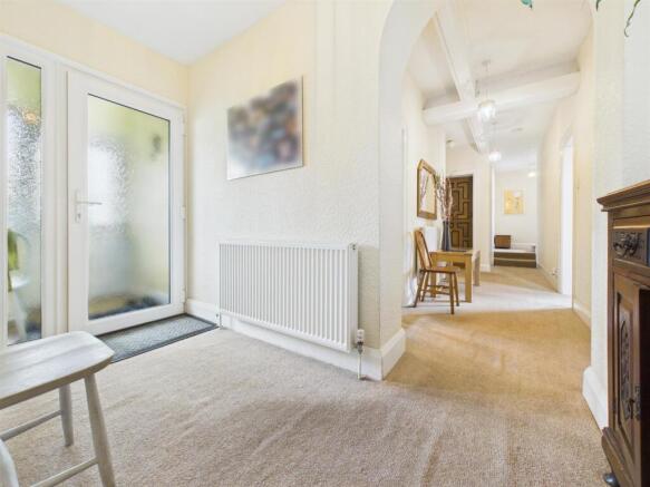 4 bed House for sale Image 12