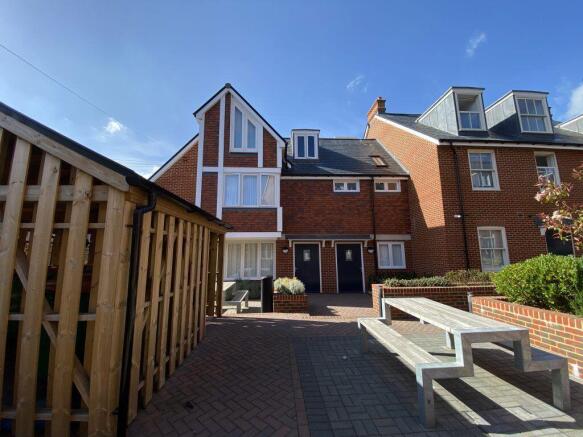 1 bed flat to rent Havelock Street, Canterbury CT