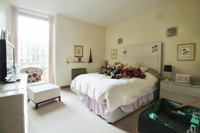 2 bed Apartment to rent Image 8