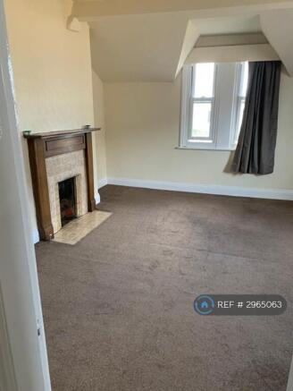 1 bed Flat to rent Image 4