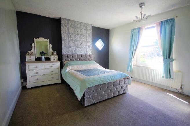 Bedroom 1 (Double)