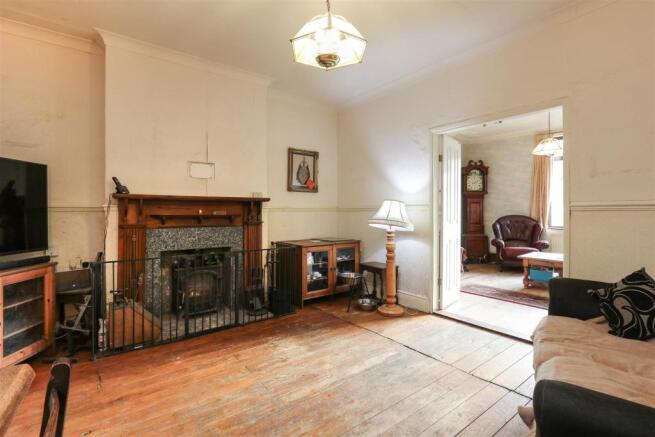 Dining Room3.jpg