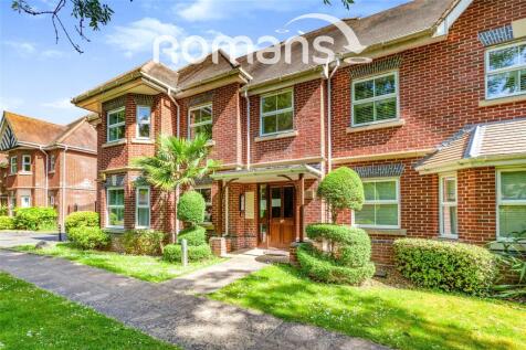 London Road, Windlesham, Surrey