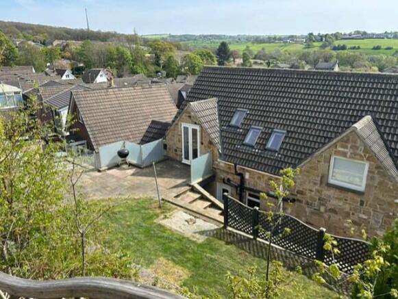 4 bed Detached for sale Image 5