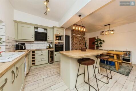 Valley Road, Wistaston, Crewe, Cheshire, CW2