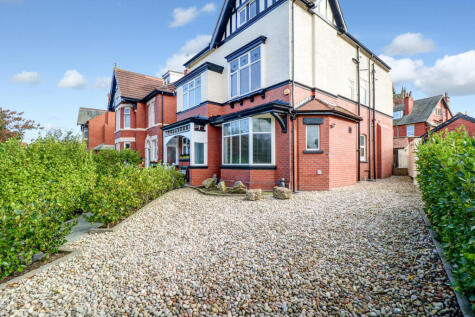 Bromley Road, Lytham St. Annes, FY8