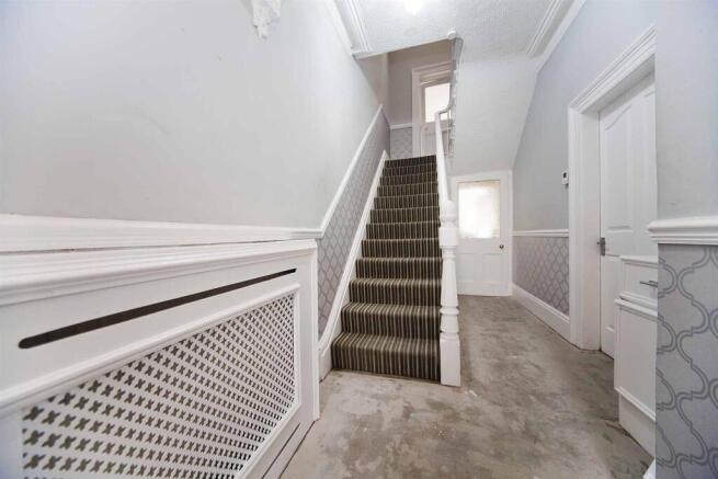 Hallway.jpg