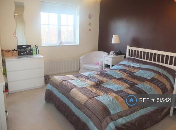 Master Bed (Top Floor Front)