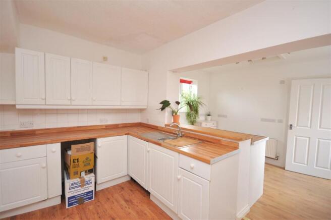 KITCHEN DINING