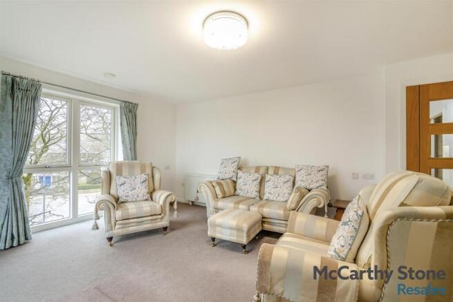 1 bed Apartment for sale Image 5