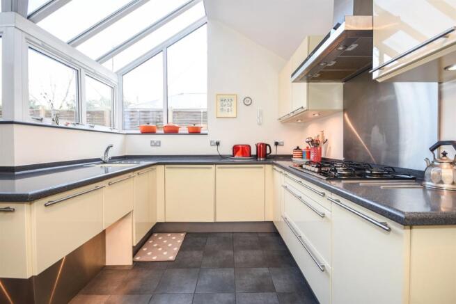 Kitchen / Diner