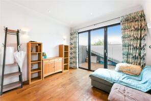 193, Latchmere Road, London SW11 2LA