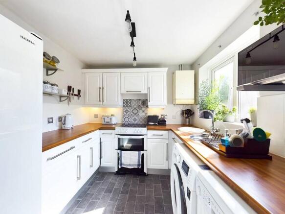 Kitchen / Breakfast Room