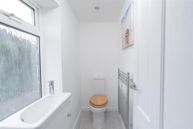 4 bed Semi-Detached for sale Image 6