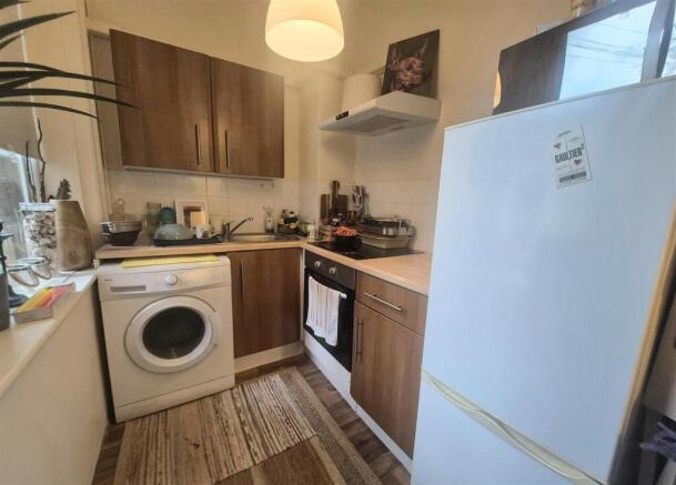 1 bed Apartment to rent Image 4