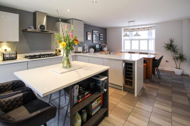 Kitchen/Breakfast