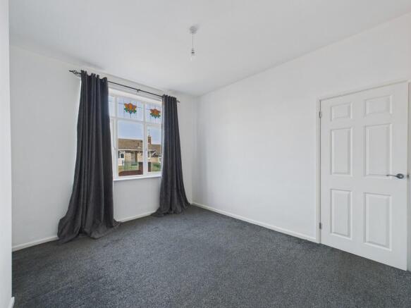 3 bed Semi-Detached for sale Image 8