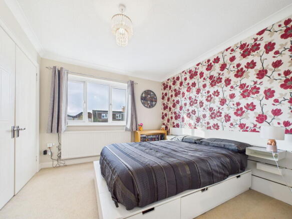 Northfield Road, Maidenhead, SL6 photo 2