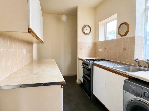 3 bed Semi-Detached for sale Image 5