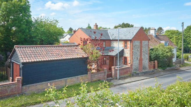 6 Ashley Road 050...