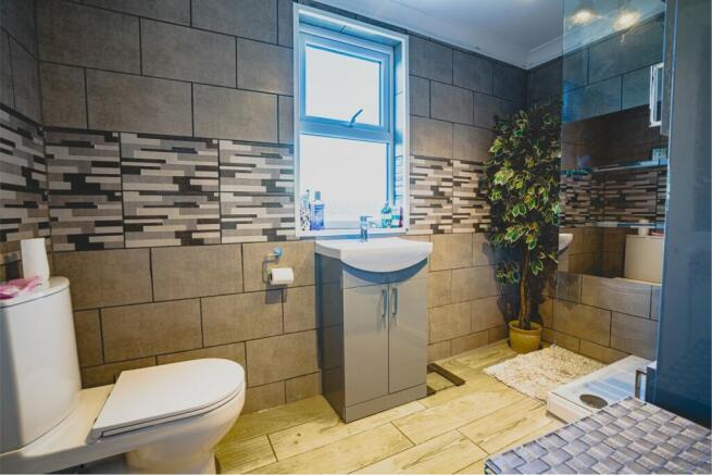 Shower Room.