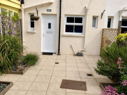 Weald Close, Barcombe, BN8